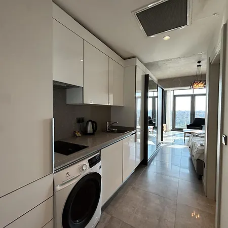 Luxury On The 19th Floor Queen Bomonti * Istanbul